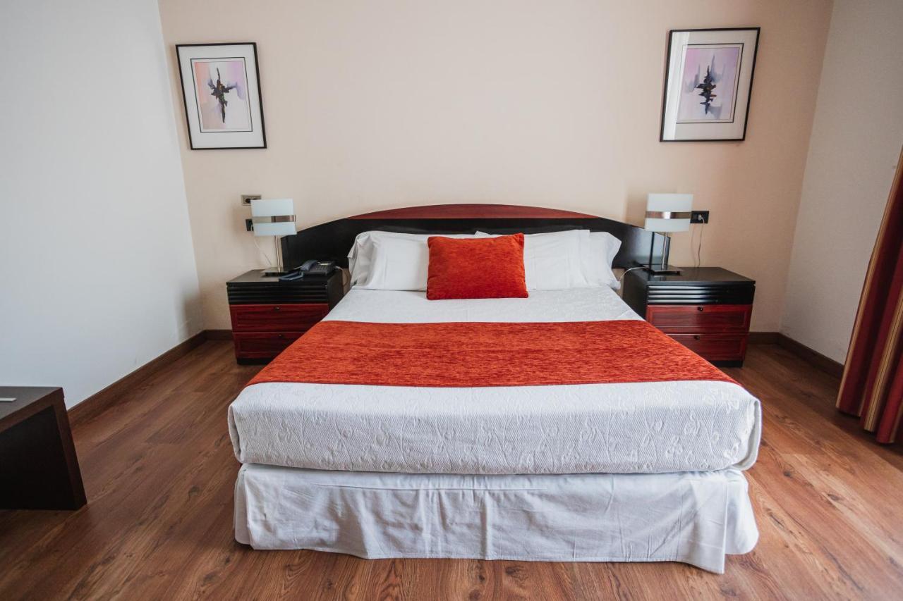 Hotel O Val Do Naseiro Viveiro Zewnętrze zdjęcie