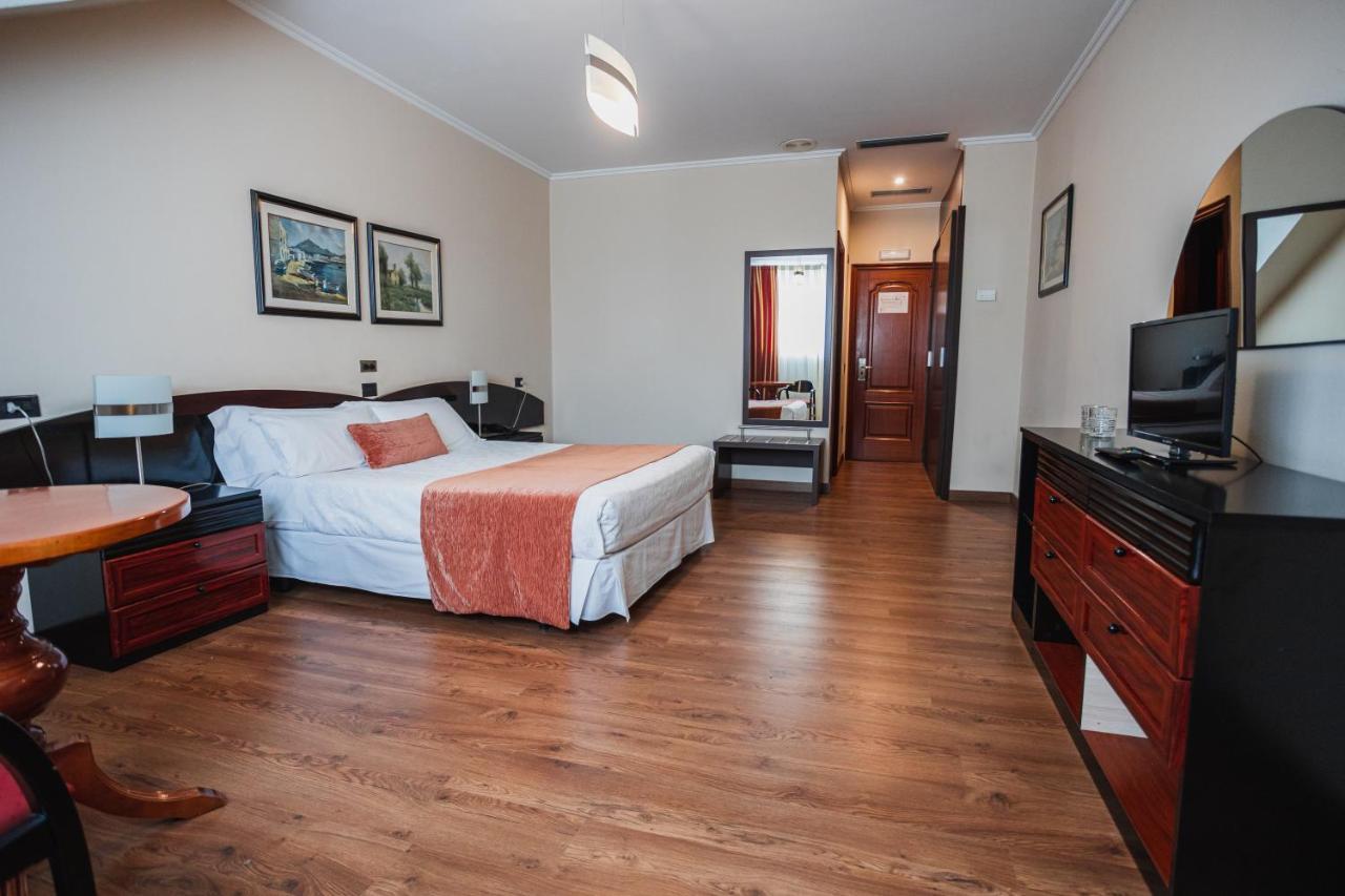 Hotel O Val Do Naseiro Viveiro Zewnętrze zdjęcie