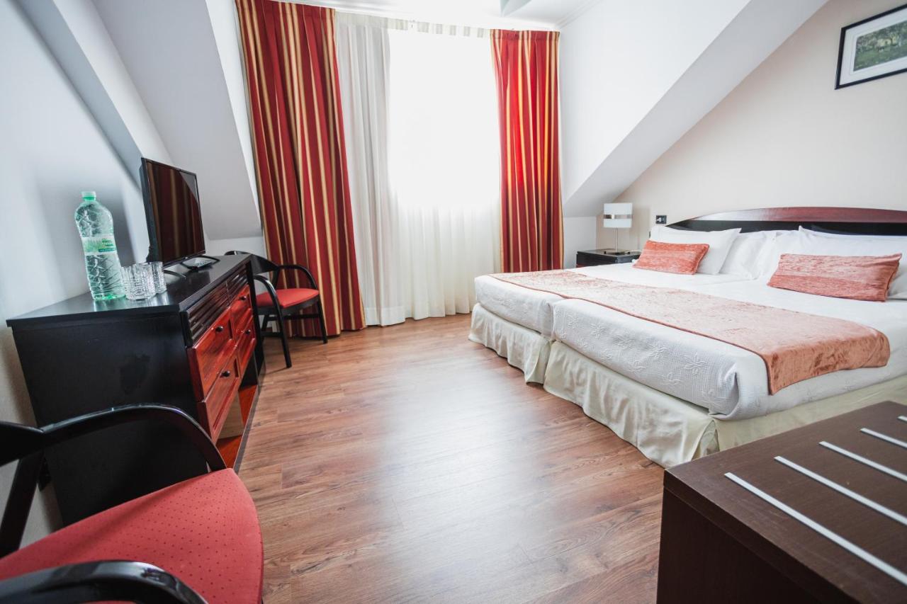 Hotel O Val Do Naseiro Viveiro Zewnętrze zdjęcie
